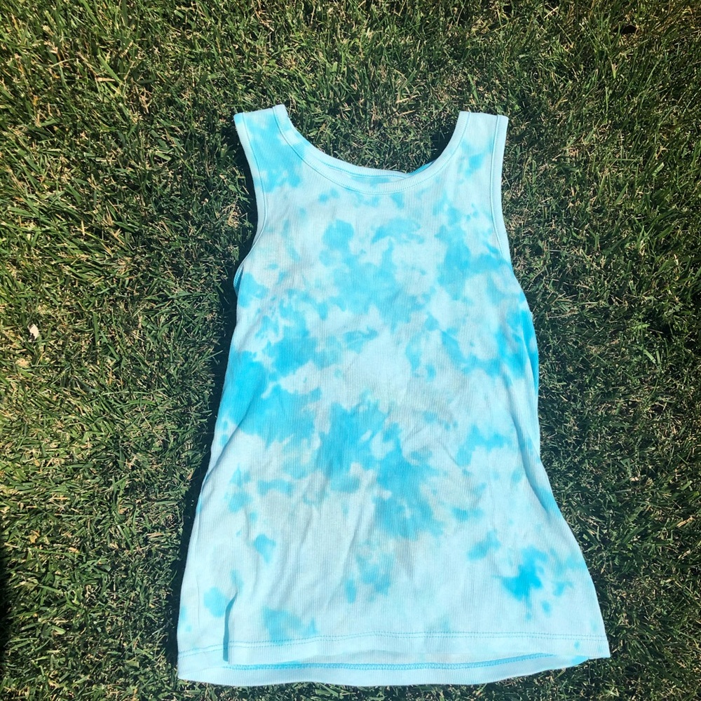 Blue tie dye tank top